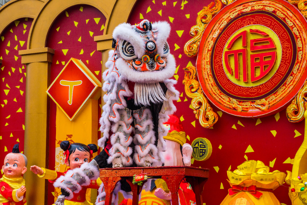 摄图网_500524273_舞狮（非企业商用）.jpg